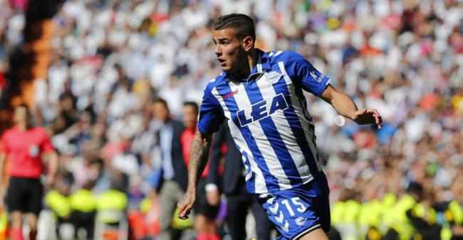 萌白酱香蕉白丝护士服喷浆